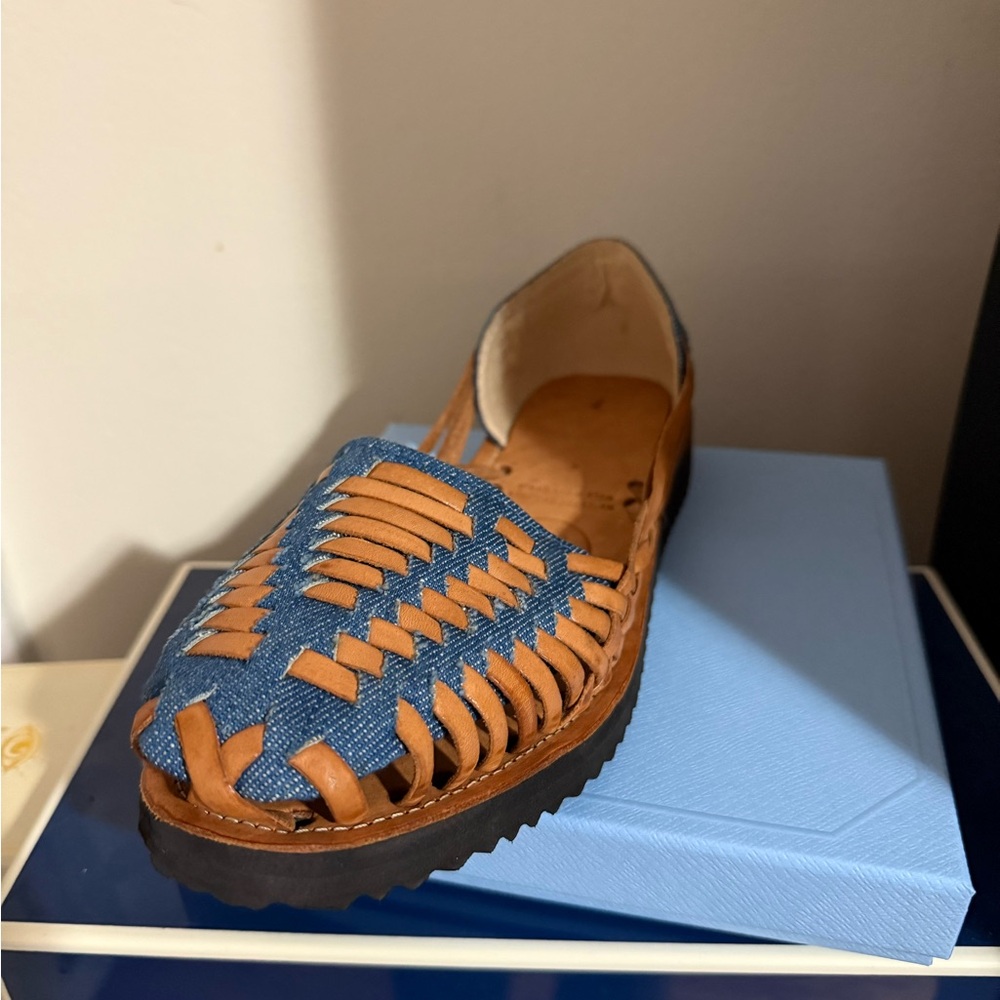 Leather sandals